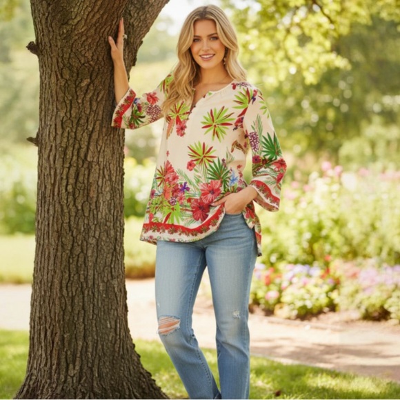 Suzanne Betro Tops - Suzanne Betro Tropical 3/4 Sleeve Top Size Small